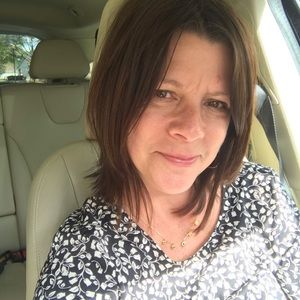 Meet your Posher, Leslie